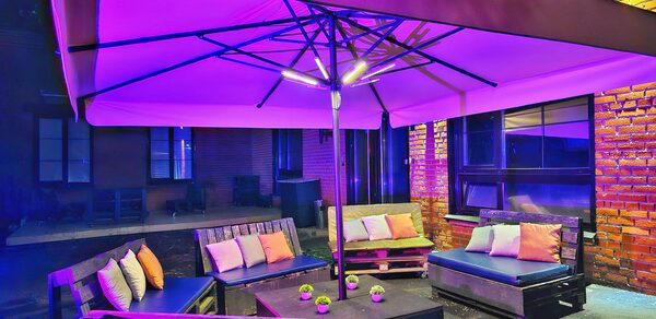 Лофт Комод. Уютный лофт со сценой, караоке и барбекю