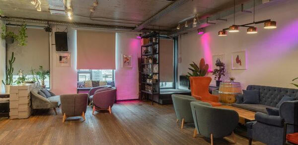 Loft with a small veranda on the Yauza