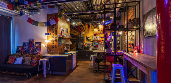 Лофт-апартаменты с кухней и душем 