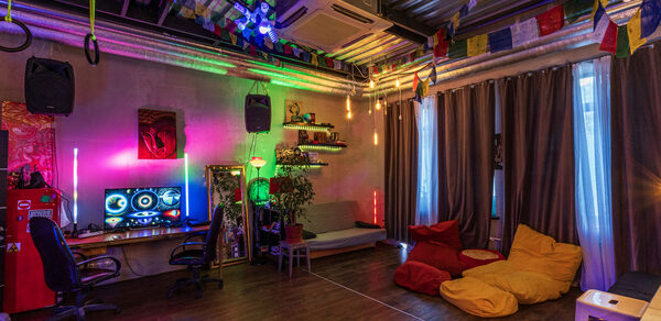 Лофт-апартаменты с кухней и душем 