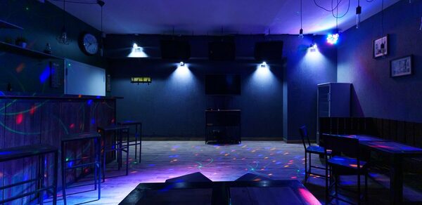 Loft con bar e karaoke