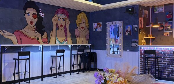 Уютный лофт в строгих тонах