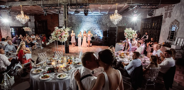 LOFT HALL Зал BACKYARD на Автозаводской