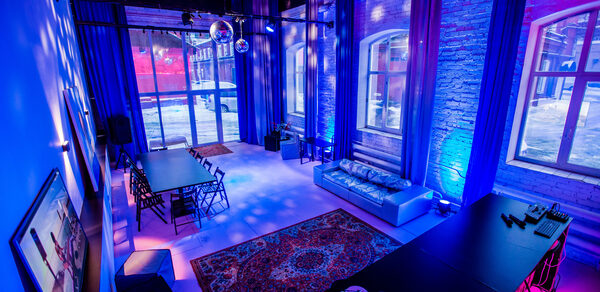 Дизайнерский особняк с панорамным остеклением