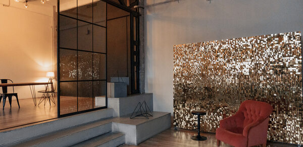 Pavilion (Павильон). Зал Industry Hall (Индастри Хоул) в современном стиле