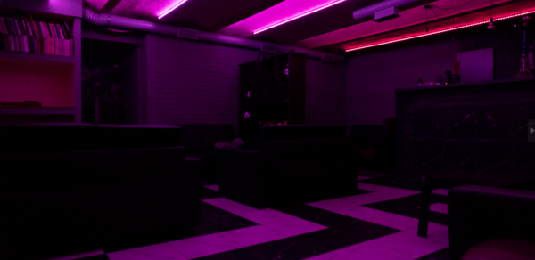 Лофт с большим танцполом и лаунж зоной