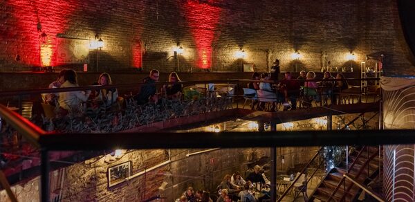 Двухуровневый лофт с профессиональным оборудованием