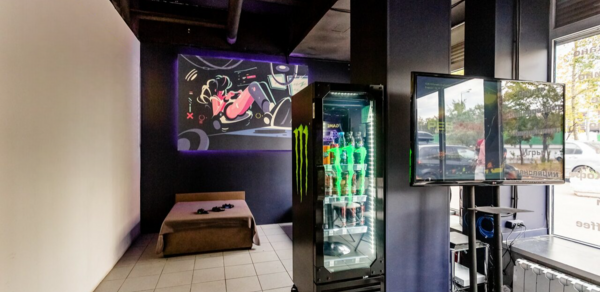 Клуб компьютерных и консольных игр