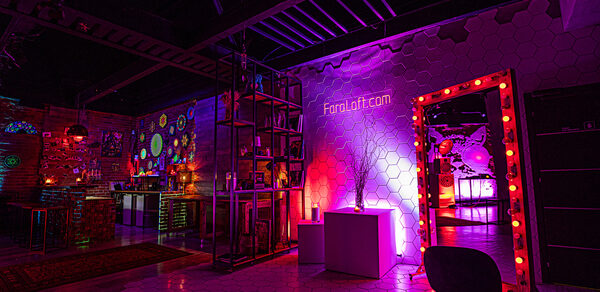 Стильный лофт с клубным звуком