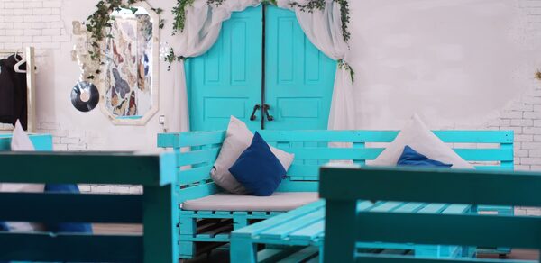  Тиффани. Лофт с авторской мебелью