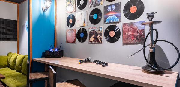 Vr Home Лофт с приставкой PS4 и караоке