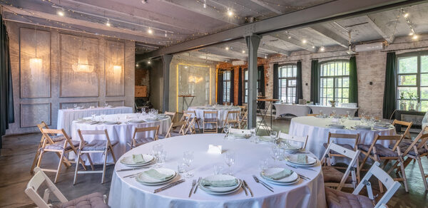 SoldOut Lофт. Лофт-пространство с панорамными окнами