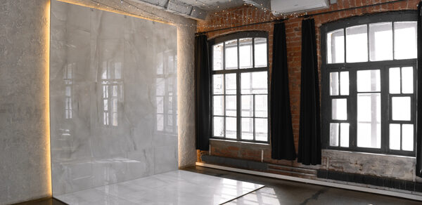 SoldOut Lофт. Лофт-пространство с панорамными окнами