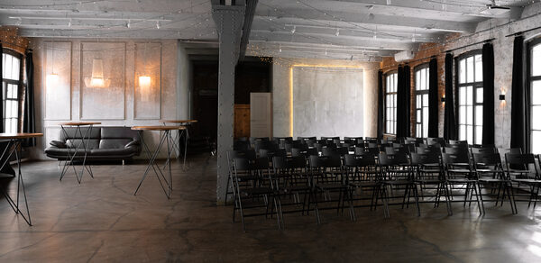 SoldOut Lофт. Лофт-пространство с панорамными окнами