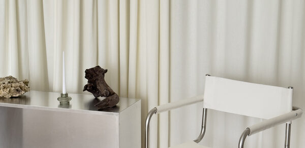 Малый зал в классическом стиле для различных мероприятий