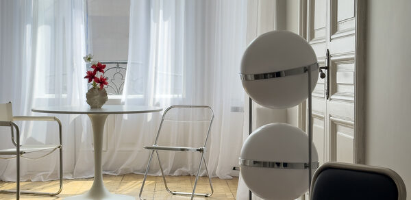 Малый зал в классическом стиле для различных мероприятий