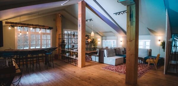 Лофт с территорией под открытым небом