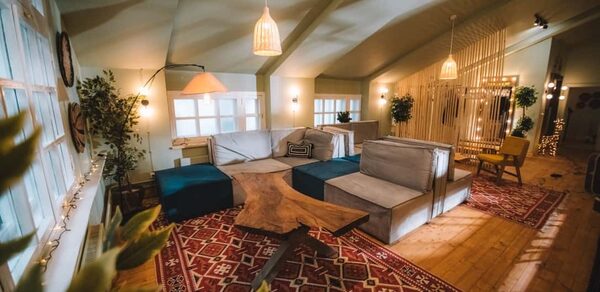 Лофт с территорией под открытым небом