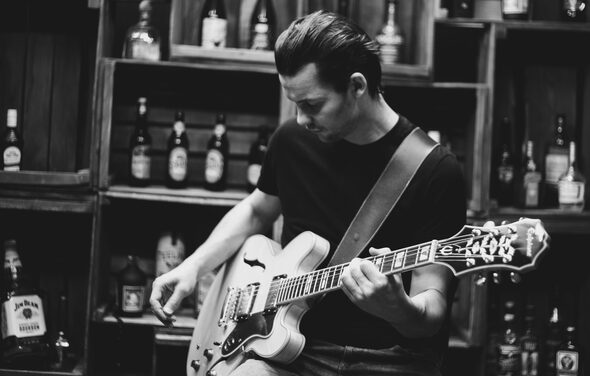 GREENWICH Зал с барной фотозоной в стиле лофт