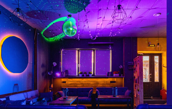  Loft Com.nata Лофт-бар в центре