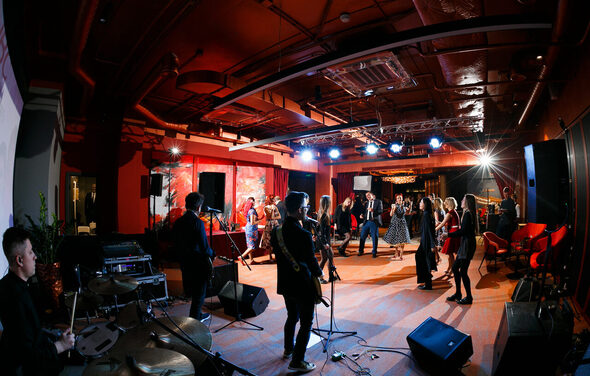 Дом Атлантов