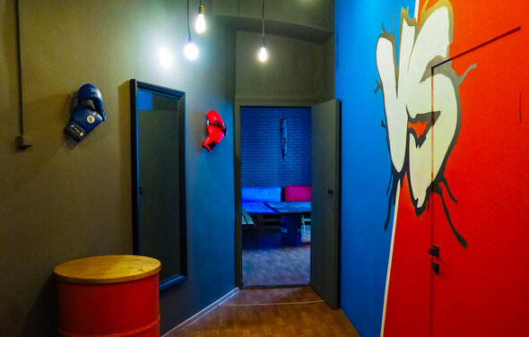 РИНГ. Лофт с дизайнерской мебелью