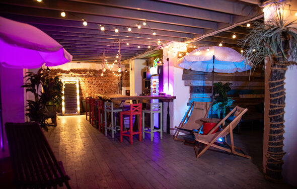 Двухуровневый лофт в гавайском стиле с верандой