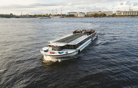 Теплоход премиум класса