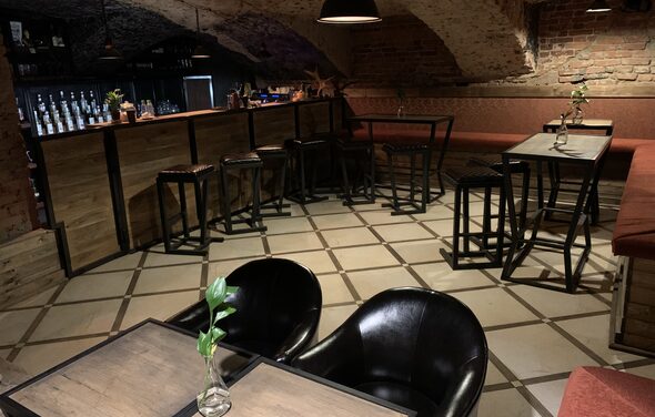 Кирпичный лофт-бар