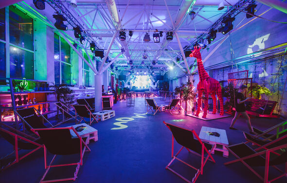 Лофт "МОДУЛЬ" Брутальный лофт с барной стойкой