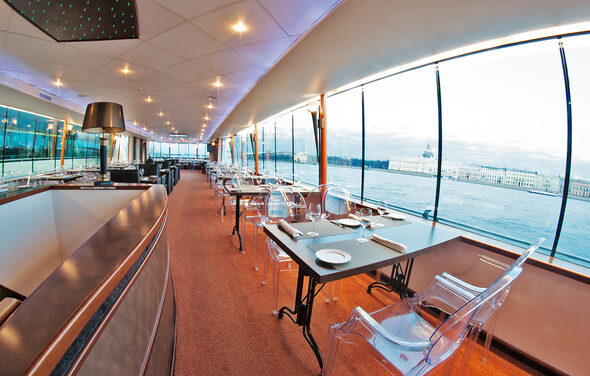 Теплоход River Lounge (Ривер Лаунж)