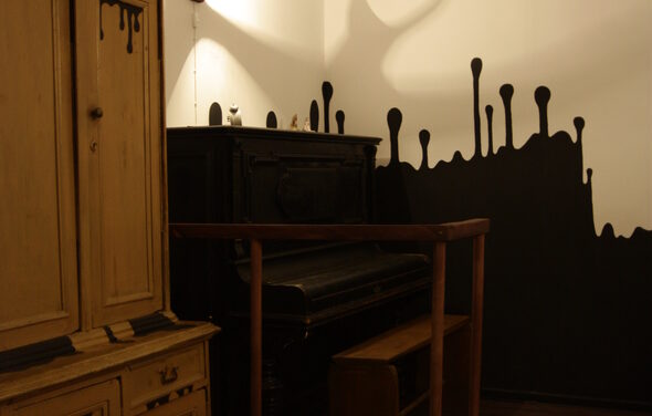 Небольшая уютная площадка с кальянами