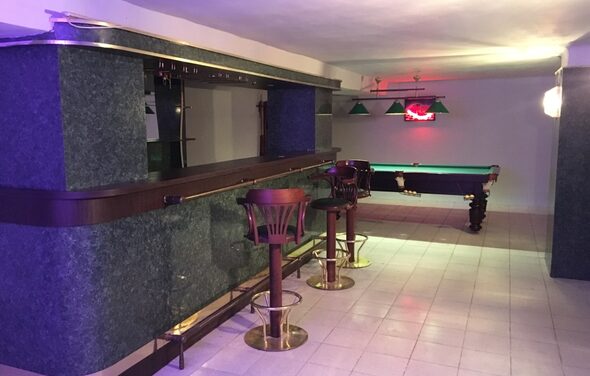 Универсальная площадка для вечеринок с аква зоной