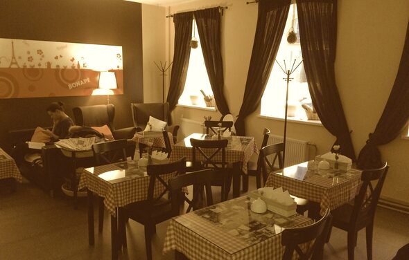 Французское кафе в аренду под вечеринку