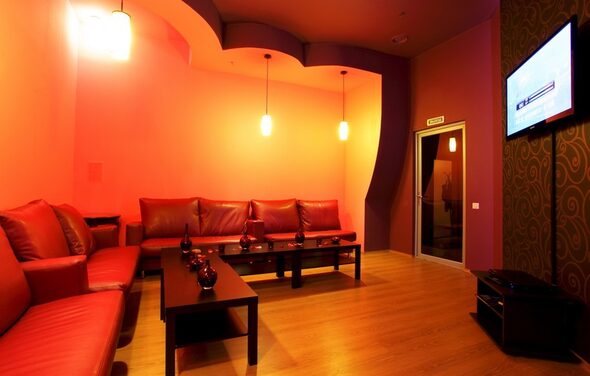 Зал для переговоров, Дней рождений, фуршетов, тренингов в центре Санкт-Петербурга