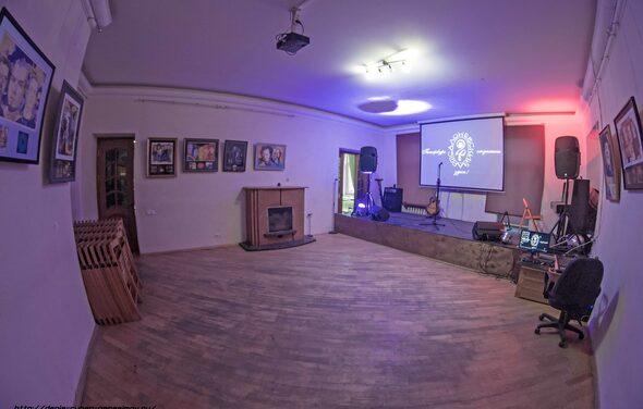 Арт-пространство с видом на Невский