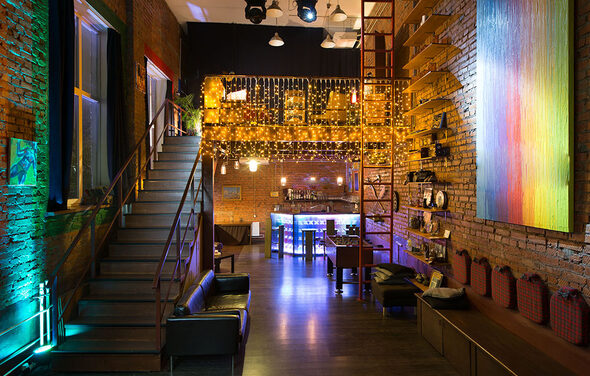 Лофт Банка. Двухуровневый лофт со сценой