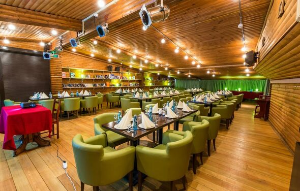 Концертный зал в стиле лофт