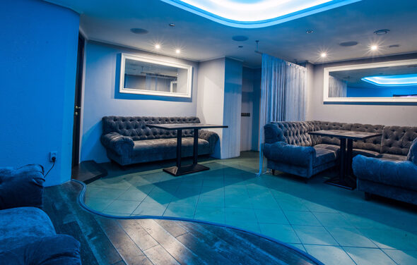 Бар 44. Лофт с VIP- комнатой