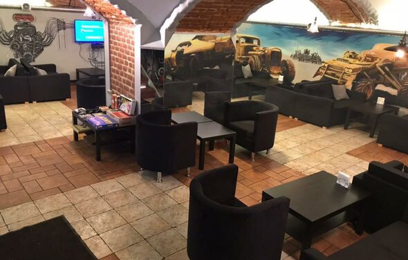 Лаундж-зона для вечеринок и трансляций