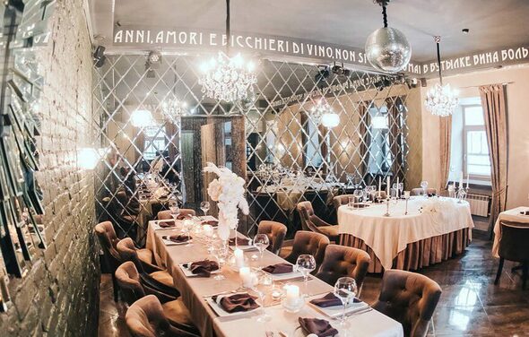 Vinity. Лофт-гостиная в центре Петербурга