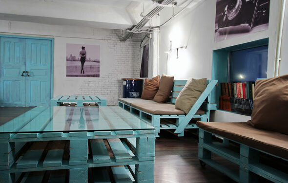 Questmakers Большой зал в дизайнерском двухуровневом лофте