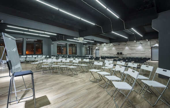 Gold&Dance Просторный зал для мероприятий