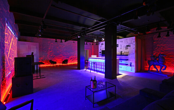 AIRLOFT. Камерный лофт в особняке 