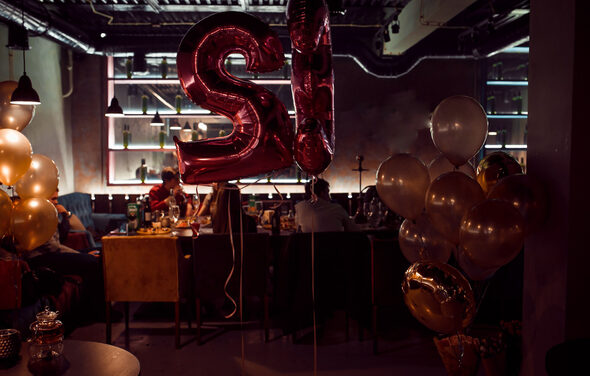 Лофт-бар с концептуальным дизайном