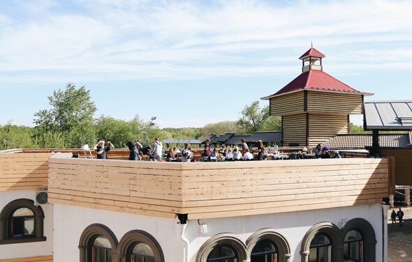 VERNISSAGE Малая крыша для мероприятий