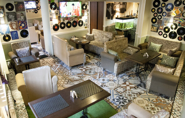 Bar Comeback Кафе под закрытие в центре города