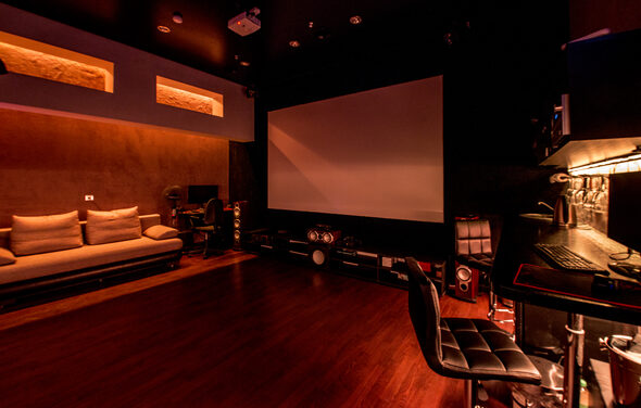 Караоке-лофт со светомузыкой