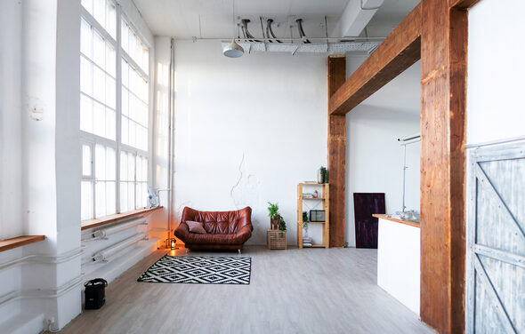 Qweex Campus зал с панорамными окнами на Электрозаводской