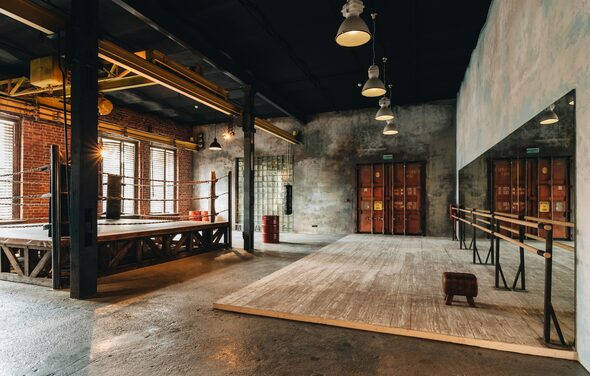 Loft space with a ring